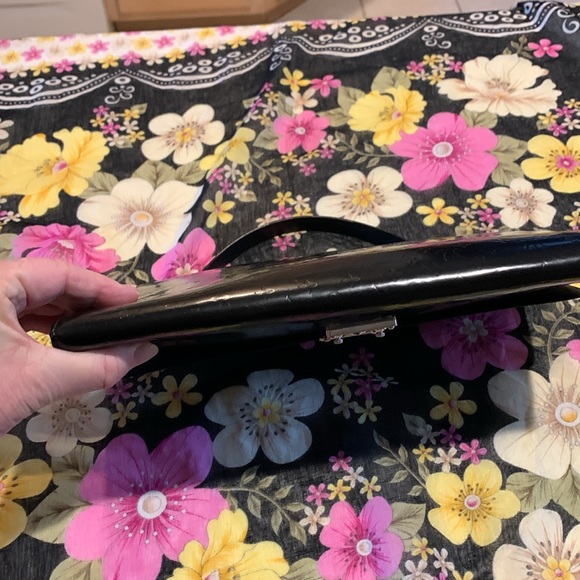 Louis Vuitton Monogramed Leather Case - Picture 6 of 16